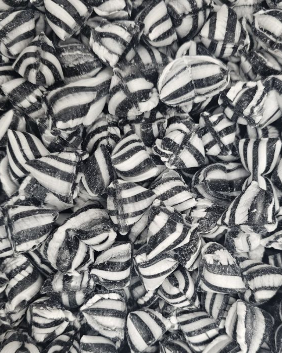 Black & White Humbugs